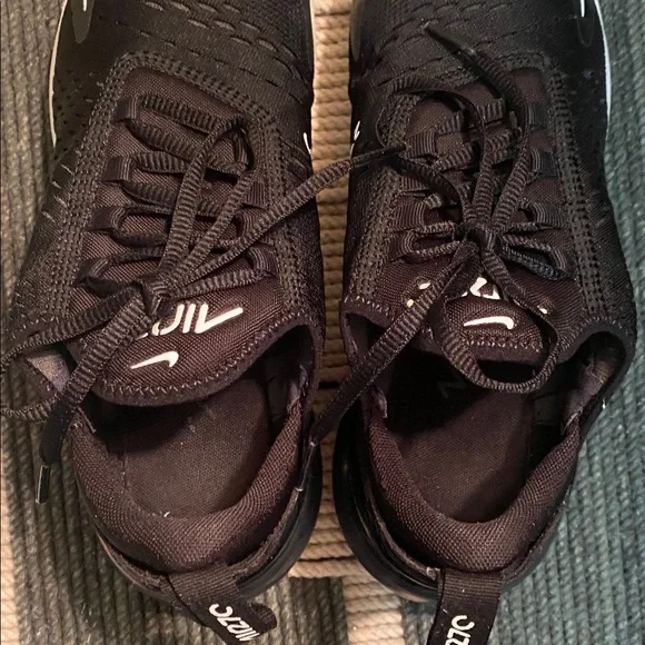 Nike Air Max 270 Black and White Sneakers - Picture 9 of 16